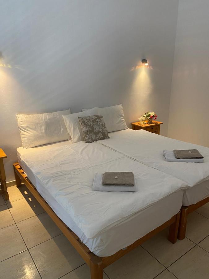 Hostal Villa Senese Peguera Eksteriør billede