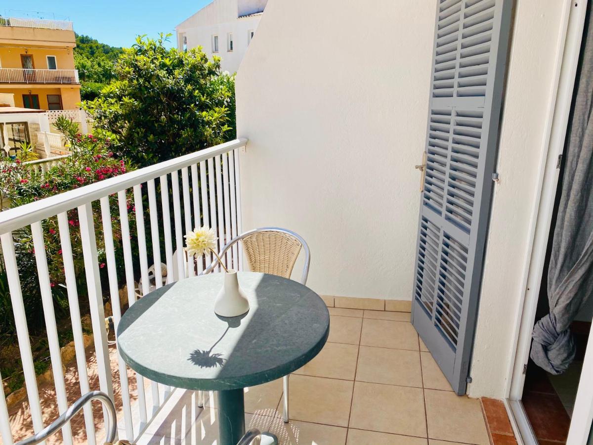 Hostal Villa Senese Peguera Eksteriør billede